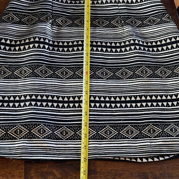 Chic Geometric Patterned Mini Dress - Picture 12 of 12